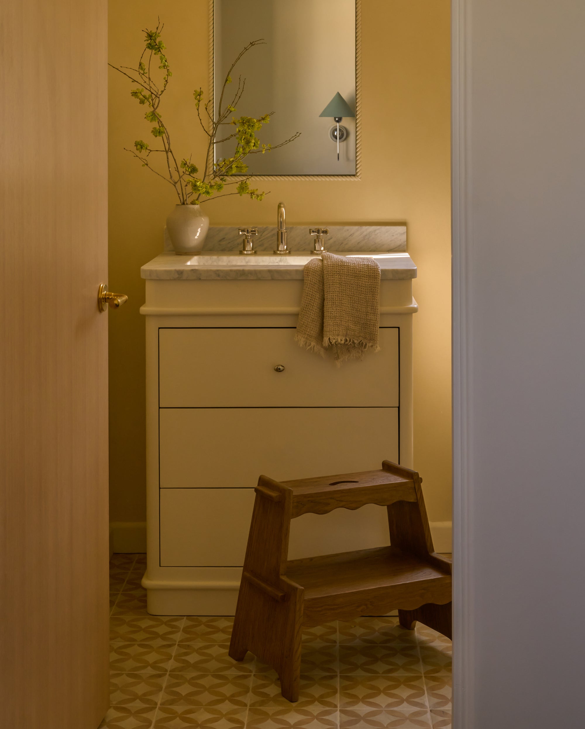 Margot Step Stool