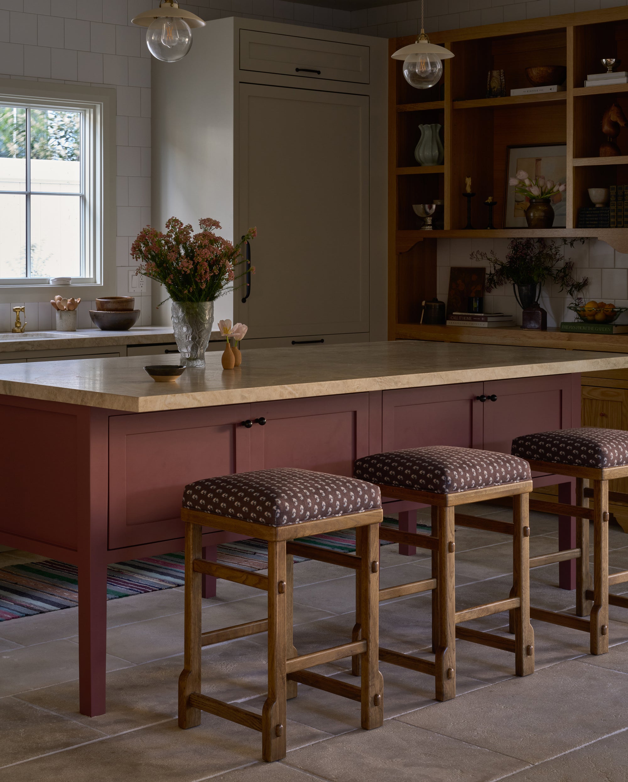 Sari Counter Stool in Cocoa Floral