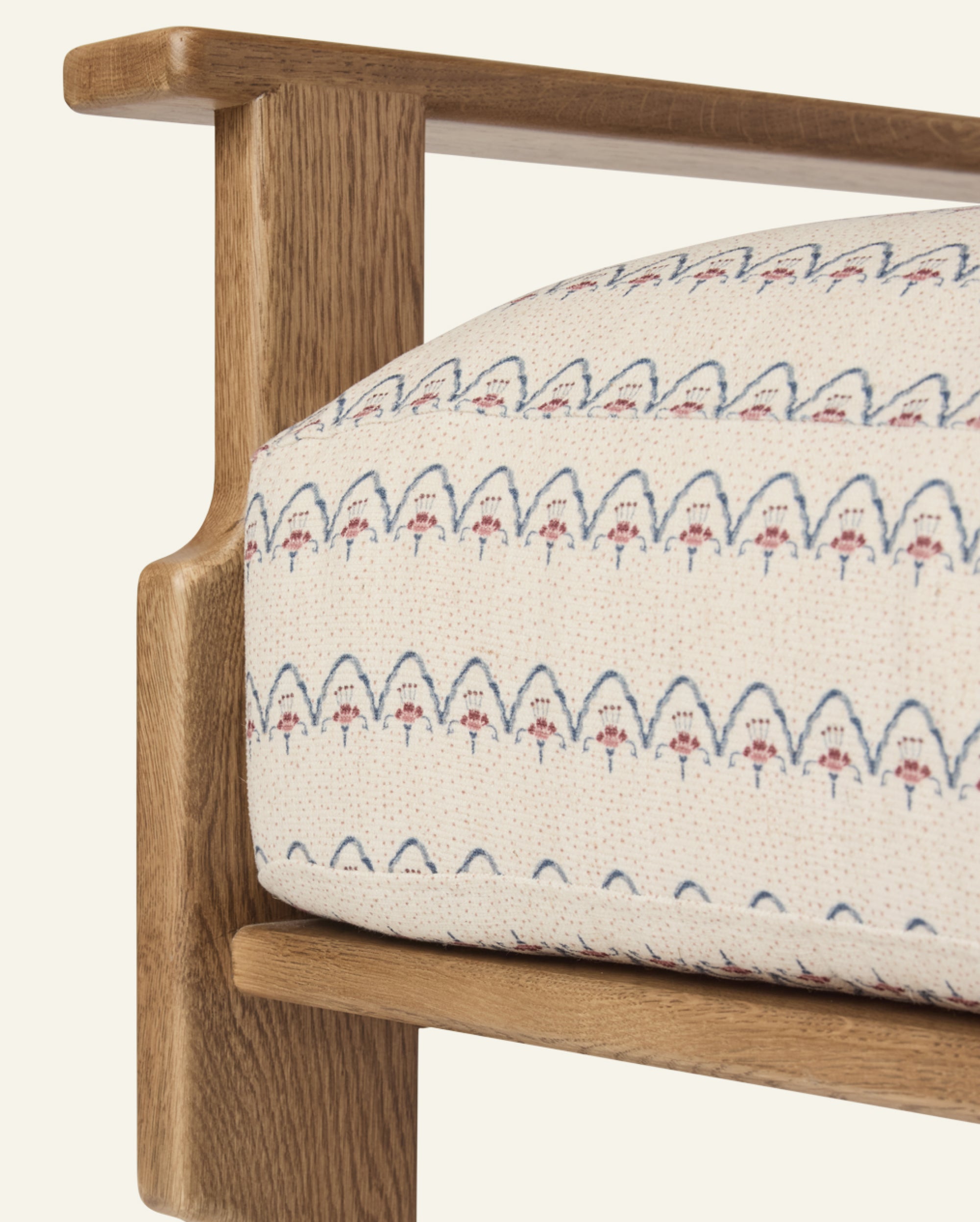 Leela Lounge Chair in Neutral Arches