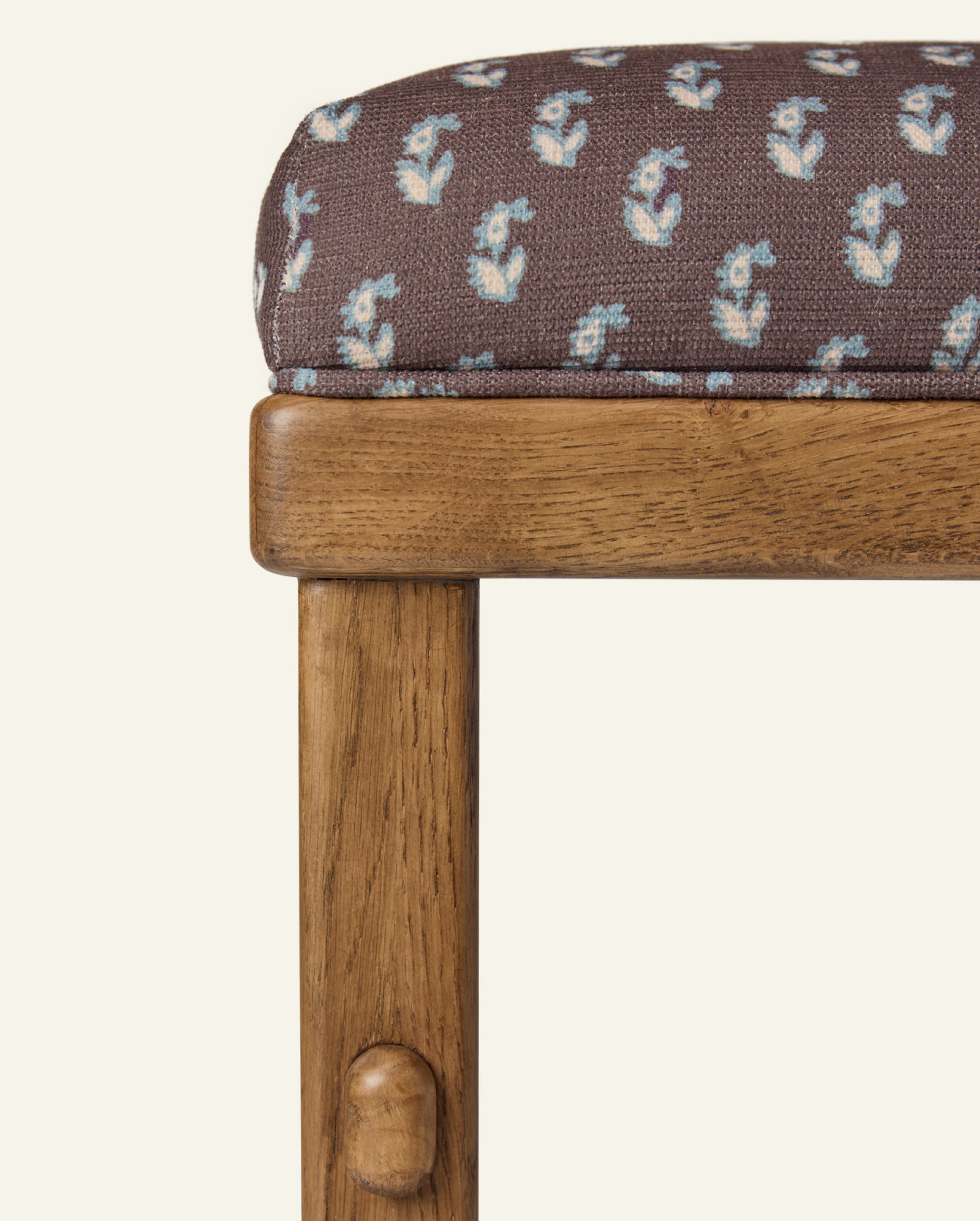Sari Counter Stool in Cocoa Floral