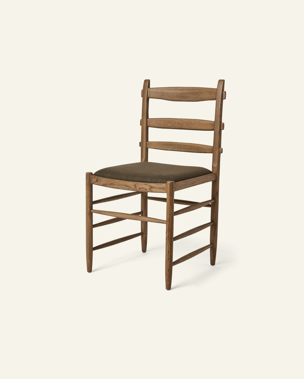 Tiga Dining Chair