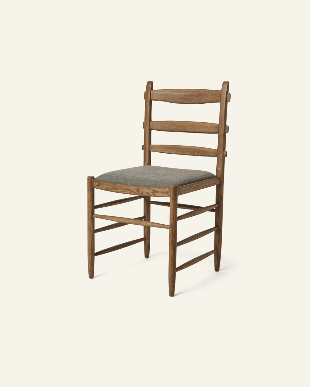 Tiga Dining Chair